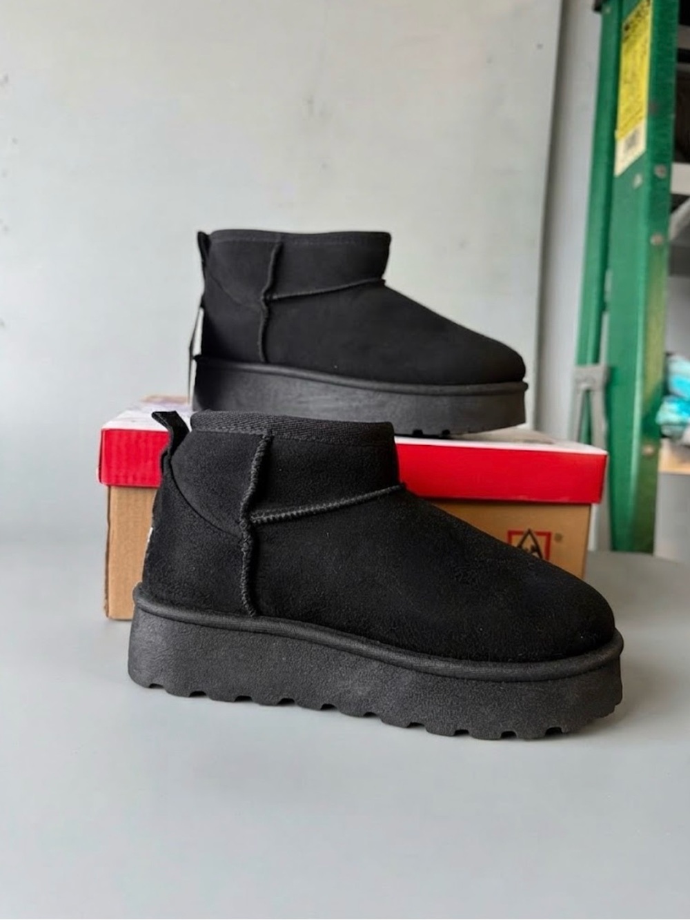 Avalanche Kids Cozy Faux Fur Lined Platform Mini Ankle Boots Black Size 12 New